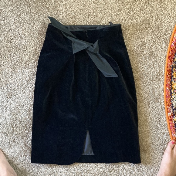 Vintage Black Velvet Pencil Skirt - Picture 1 of 4